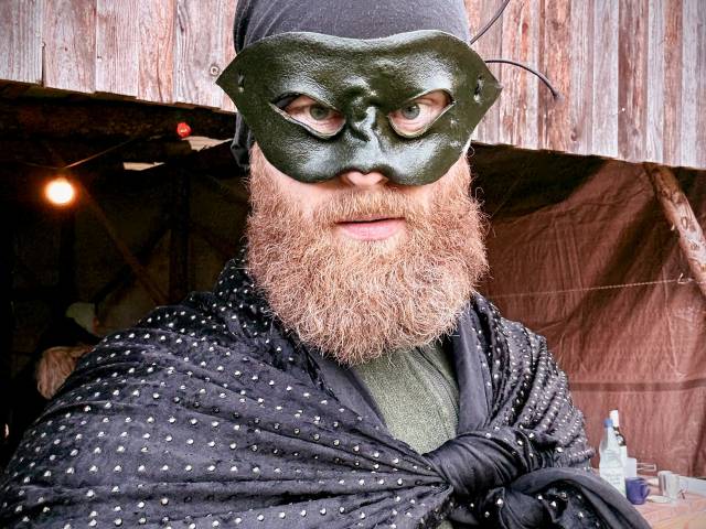 Der Mann mit den sieben Masken