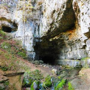 falkensteiner-cave-767557_1280